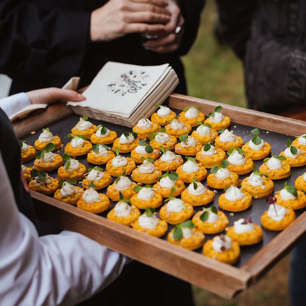 Belgobon-walking dinner Walking-dinner professionnel & convivial, traiteur écoresponsable à Bruxelles pour vos réceptions pro. Professional & friendly walking dinner, eco-responsible catering in Brussels for your corporate receptions.